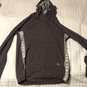 Under Armour Plum Sweatshirt